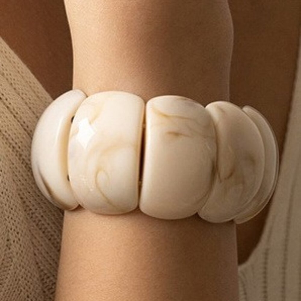 Ivory-Color-block Acrylic Stretch Cord Bracelet